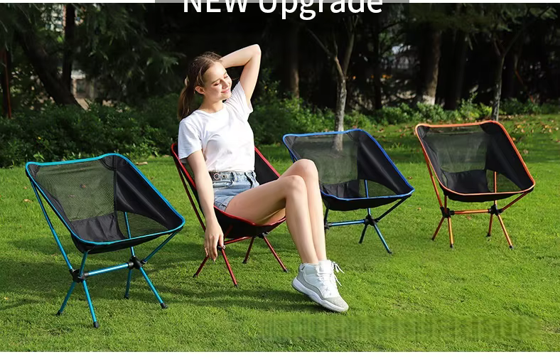 Portable lightweight folding chair